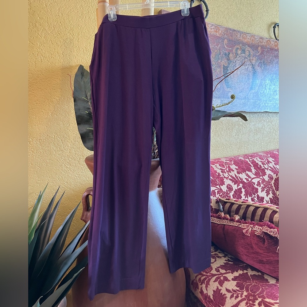 Brand Susan Graver, size large, color purple, material rayon and spandex.
